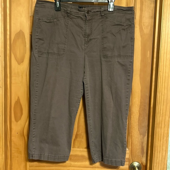Pantalon Capri Old Navy – Taille 8, Marron, Lin, NEUF Avec Étiquettes